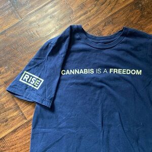 Cannabis is a Freedom Rise shirt S